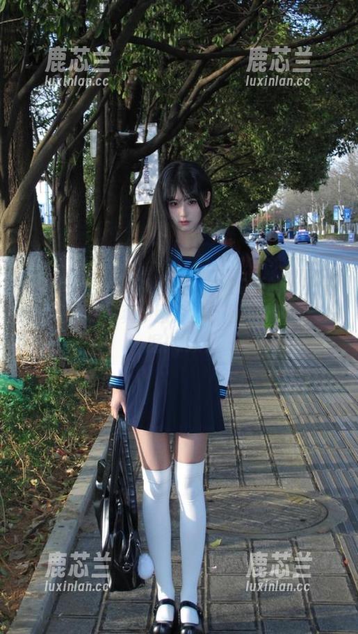 微密圈 - 适合各种场合的120斤的小王同学油亮丝袜写真，图库全新上线，等你来发掘！.txt