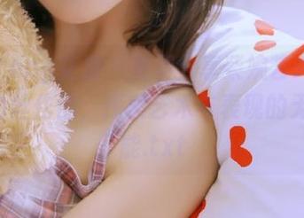 HuaYang花漾 - 免费分享柴婉艺Averie的白丝作品，探索艺术与表现的无尽可能.txt