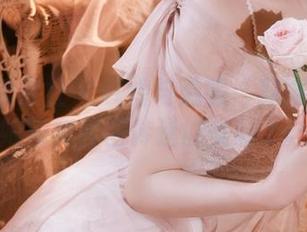 IMiss爱蜜社 - 辉煌与温暖：莉娜lena厨娘写真套图传递的美好.txt
