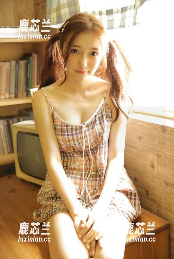 水中舞动的诗篇：Jenny(정제니)DJAWA的全套游泳课作品，感受快乐能量！.txt