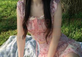 超可爱喵糖映画：民俗白私房写真网盘合集，快来收藏你的专属美图吧！.txt
