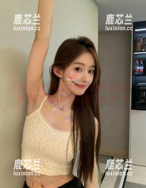 MiStar魅妍社 - 小尤奈的办公室秘密：那些你不知道的趣味套图与合集.txt