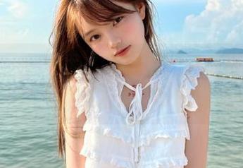 SHENSHI绅士 - 沙拉的豹纹套图，犹如时尚界的‘野性之美’震撼登场！.txt