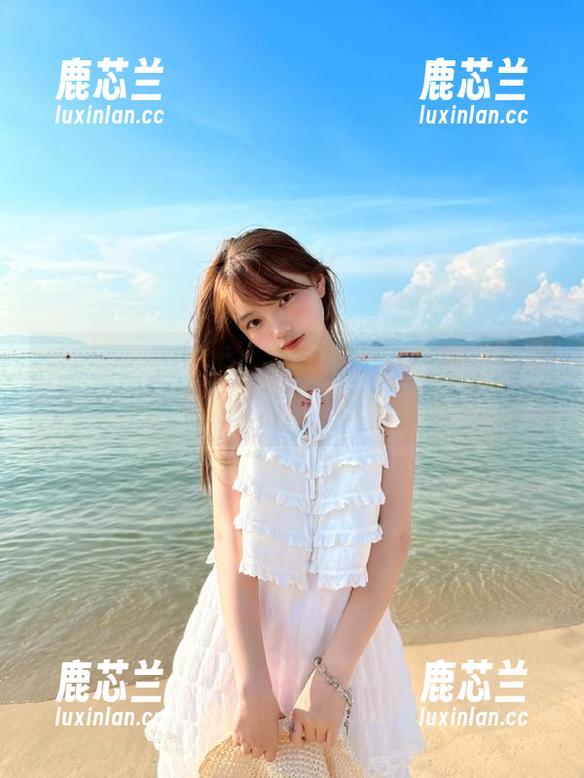 SHENSHI绅士 - 沙拉的豹纹套图，犹如时尚界的‘野性之美’震撼登场！.txt