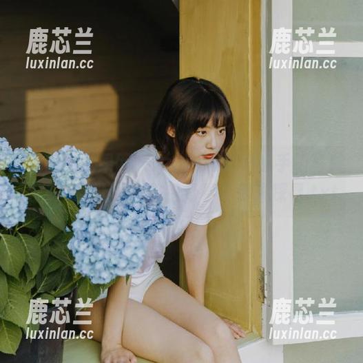 UGirls尤果网 - Angela楚楚水手服写真合集免费上线，缤纷青春等你来探寻.txt