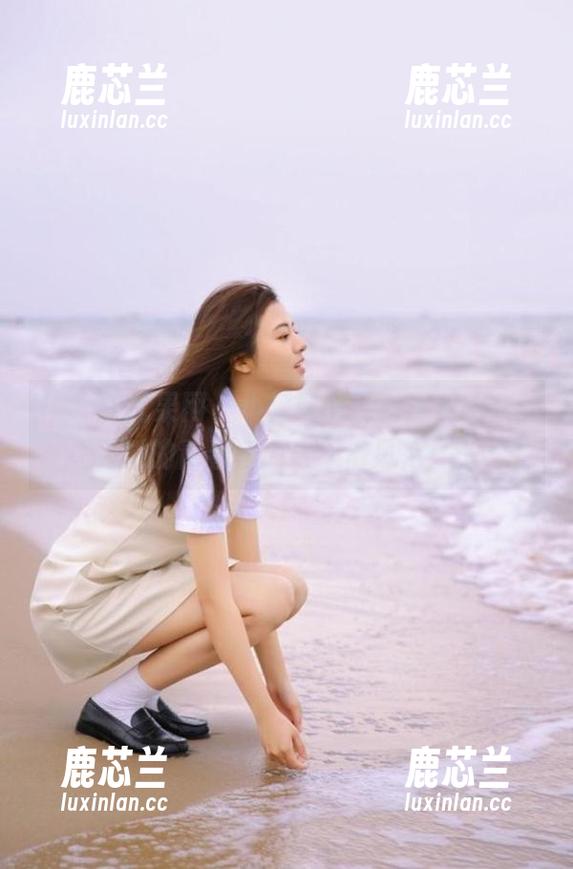 UGirls尤果网 - 小潘鼠的运动写真图集，感受她的青春活力与不俗风范！.txt
