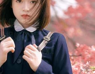 UGirls尤果网 - 李思宁秘书风格写真美图合集，捕捉她独特气质背后的故事与美感.txt