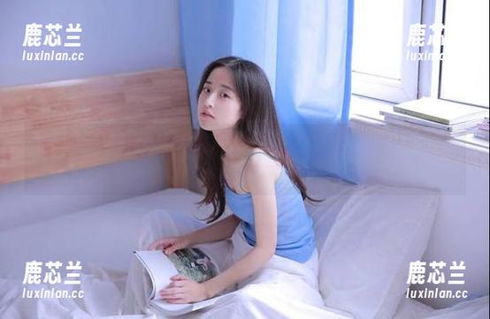 UGirls尤果网 - 突破自我，李思宁泳装原图分享：挑战完美的另一面.txt
