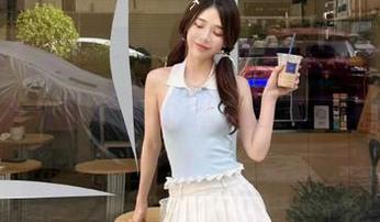 UGirls尤果网 - 在无圣光的氛围中，李思宁的皮衣写真让人沉醉，图片惹人探索.txt