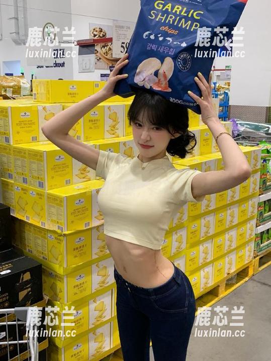 UGirls尤果网 - 加入赵娜娜的万圣节狂欢：独家原图资源，尽在这里.txt