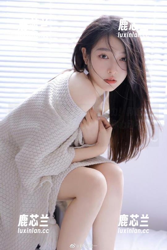 UGirls尤果网 - 感受清新魅力！郭婉祈最新图册《WhiteDay》，让你心动不已.txt