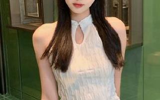 XIAOYU语画界 - 徐莉芝独家分享：秘密写真合集，令人惊叹的美图不容错过.txt
