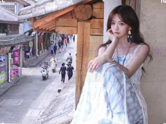 XIAOYU语画界 - 精致生活摄影：王薇薇与她的秘书写真分享，尽显优雅.txt