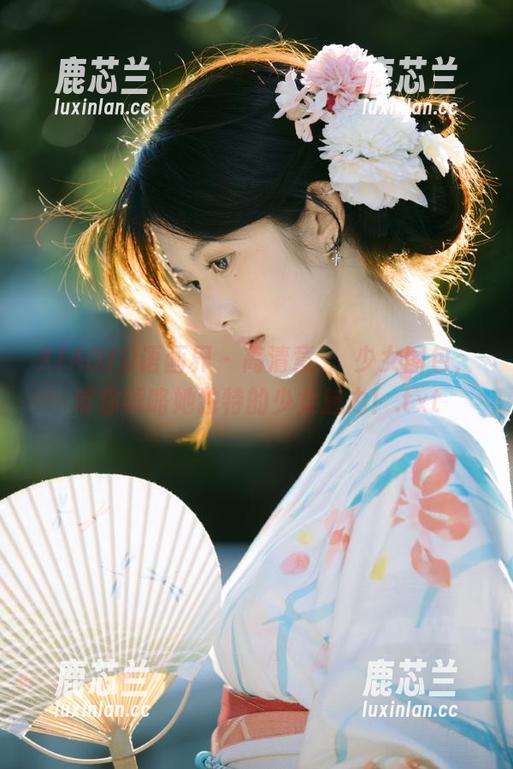 XIAOYU语画界 - 高清章芃芃少女图包，带你领略她独特的少女魅力！.txt