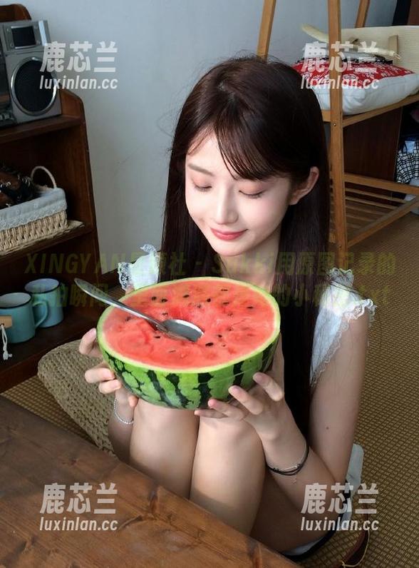 XINGYAN星颜社 - Sukki用原图记录的私拍瞬间，里面满满都是她的小秘密.txt