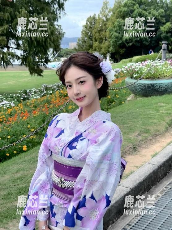 Xiuren秀人网 - Yomi悠蜜温柔的高清写真套图，展现出她婉约动人的无限风情.txt