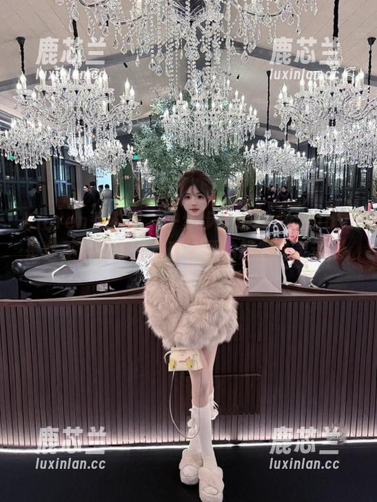 Xiuren秀人网 - 一步步走进艺术：sibyl是女巫浴缸高清写真资源的精彩与灵动.txt