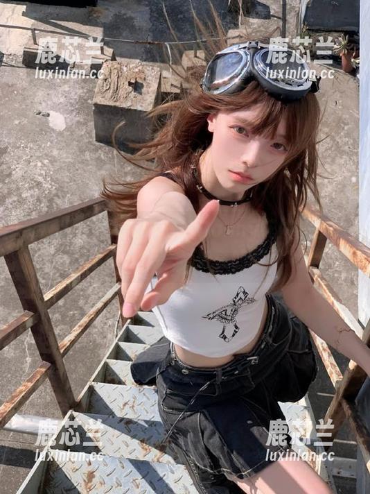 Xiuren秀人网 - 丹妮Danny花嫁的魅力写真合集：分享爱与美的瞬间.txt