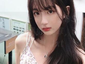 Xiuren秀人网 - 领略周于希Sally的运动美腿风采，美图免费分享，让你尽享视觉盛宴！.txt