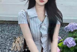 Xiuren秀人网 - 夏甜甜的甜心写真，挑逗视觉的精致套图带来无限遐想！.txt