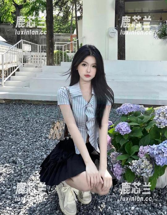 Xiuren秀人网 - 夏甜甜的甜心写真，挑逗视觉的精致套图带来无限遐想！.txt