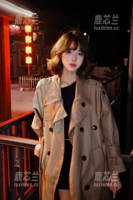 Xiuren秀人网 - 在天台上的奶油妹妹，带你探索独特风格的写真图包！.txt