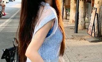 Xiuren秀人网 - 容容容Alice可爱写真在线发布,美图让你感受幸福的气息.txt