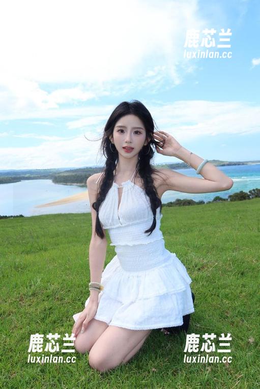 Xiuren秀人网 - 小逗逗照片作品集全新更新，姐姐的风采令人陶醉不已.txt