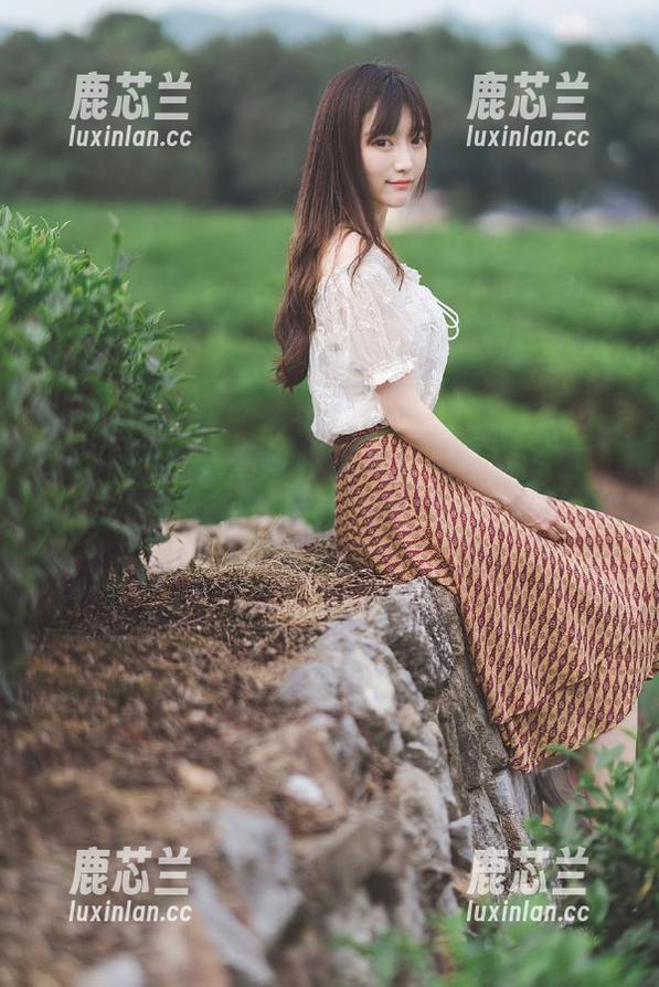 Xiuren秀人网-徐莉芝Booty Xiuren秀人网 - 海南岛旅拍写真:在线浏览徐莉芝Booty的独特视角.txt