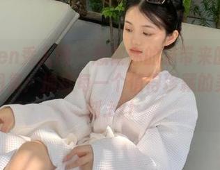 Xiuren秀人网 - 想做你的猫带来的居家定制图集:捕捉每一个值得珍藏的美好时刻.txt