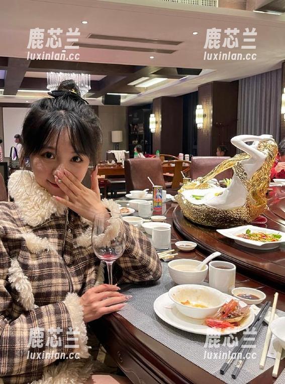 Xiuren秀人网 - 探索网上在线的兔女郎写真，戴允祺的艺术魅力不容错过.txt