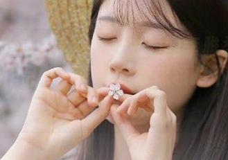 Xiuren秀人网 - 白色主题的李雅柔182CM写真作品,资源齐全带你领略不一样的纯净美.txt