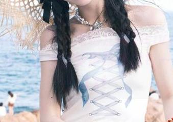 Xiuren秀人网 - 定制江淑影river夏日幽默作品:让我的笑声陪伴你每一个清晨!.txt