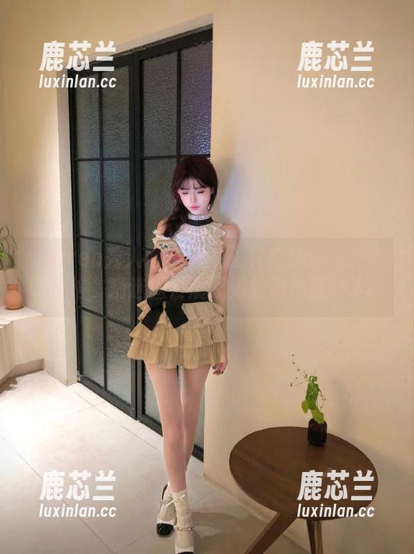 Xiuren秀人网 - 感受王梓童Doirs的套装风格，精选图片展现她的时尚品味.txt