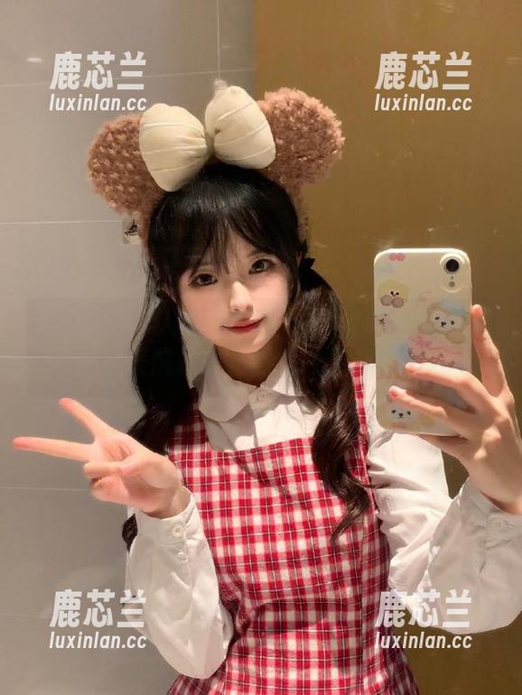 Xiuren秀人网 - 糖豆sisi甜心系列套图，完美捕捉青春的每一次脉动.txt