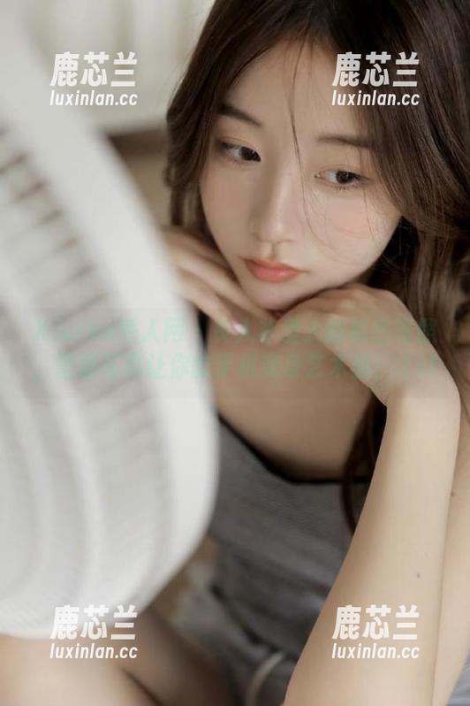 Xiuren秀人网 - 良人非爱人的秘密写照，壁纸写真让你的手机变身艺术品！.txt