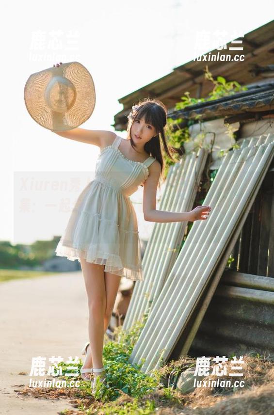 Xiuren秀人网 - 静颜宁女孩写真图包合集：一起分享她的故事与美丽，不容错过！.txt
