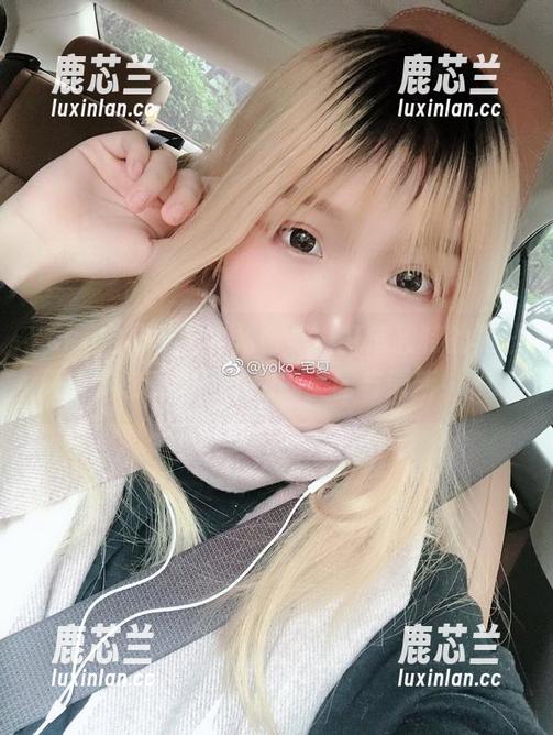 Yoko宅夏私拍白裙合集，打造独特的夏日风情，感受每一瞬间的美丽与清新！.txt