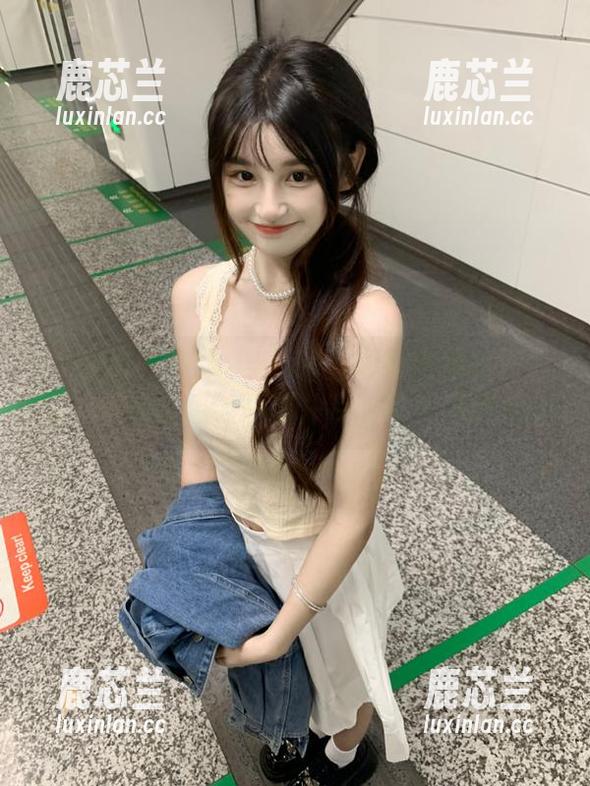 YouMi尤蜜荟-Mila豆嘟嘟 YouMi尤蜜荟 - Mila豆嘟嘟内衣高清套图,演绎性感与娇羞并存的唯美风情.txt