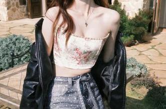 YouMi尤蜜荟 - laura阿姣带你玩转职业装，高清写真分享，职场就是你的T台！.txt