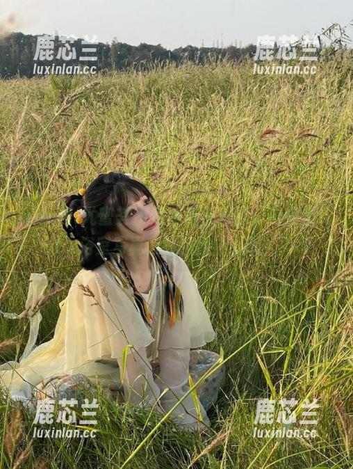 YouMi尤蜜荟-白茹雪Abby YouMi尤蜜荟 - 可爱蓝天白云,白茹雪Abby浴室写真套图甜蜜上线啦!.txt