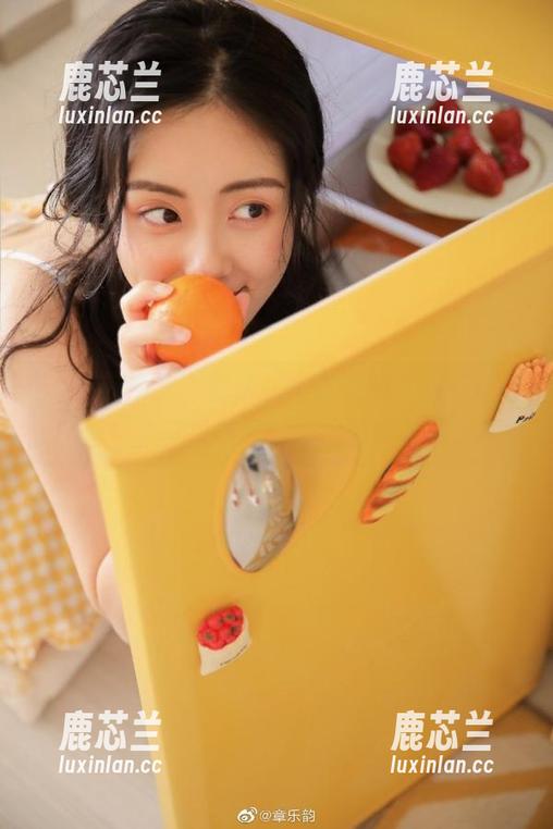 随ZinieQ护士图集领略护理的美丽，让你体验专业与温情并存的独特资源！.txt