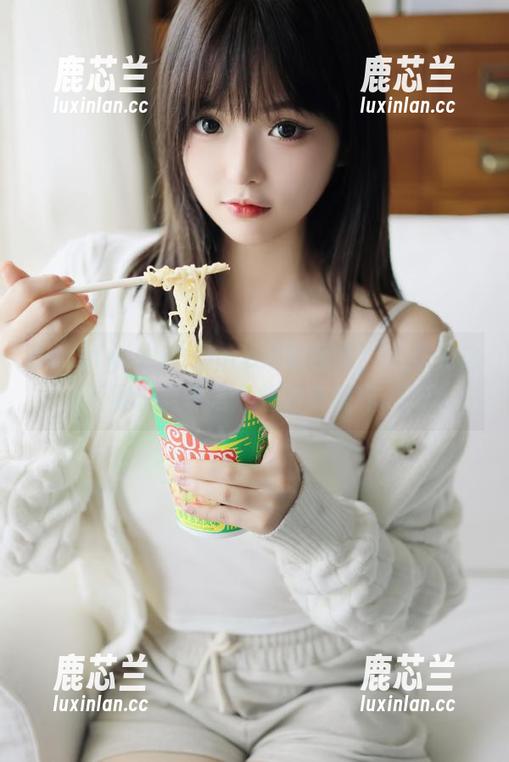 beautyleg - Dora透明图集：无圣光之下展现韵味与个性的新境界.txt