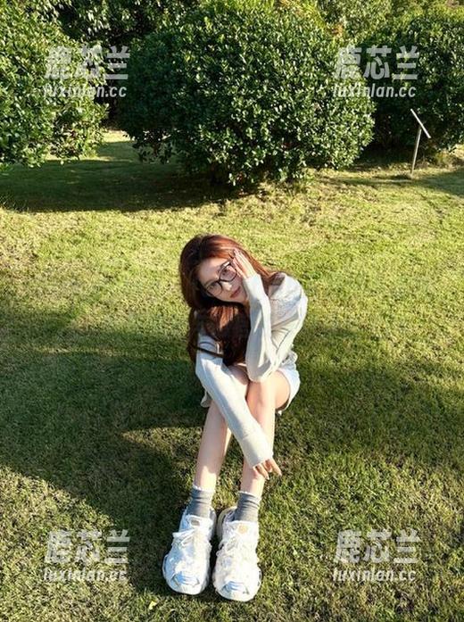 beautyleg - Jellyfish天使的高清照片，邂逅视觉与感官的奇妙体验.txt