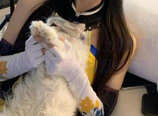 beautyleg - 最新美图上线！Miki护士的搞笑瞬间，瞬间让你忍俊不禁！.txt