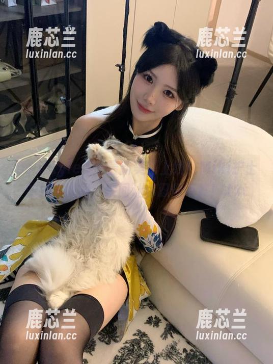 beautyleg - 最新美图上线！Miki护士的搞笑瞬间，瞬间让你忍俊不禁！.txt