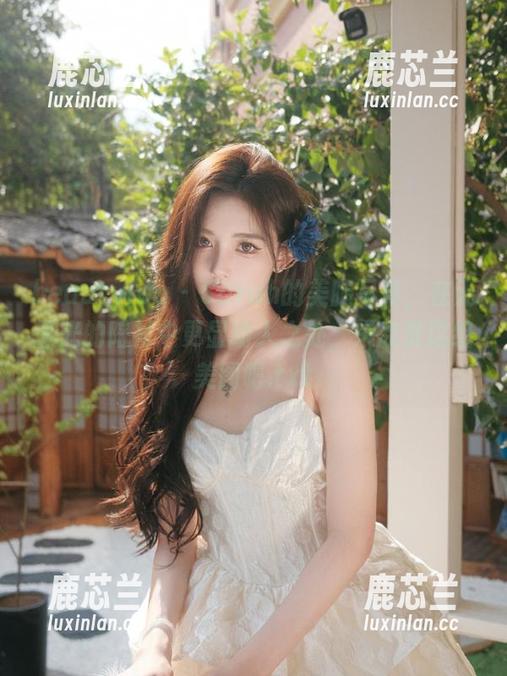 beautyleg - Sarah的美腿写真，在无圣光的陪衬中更显动人之处，来欣赏这组美图吧.txt