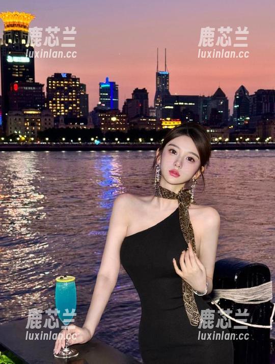 beautyleg - 个性化小雪美足写真，定制你的美丽瞬间！.txt