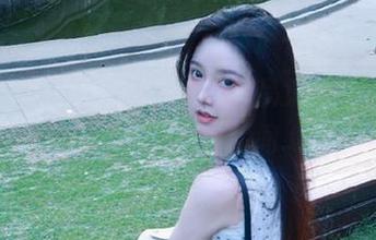beautyleg - 赵芸清纯作品集分享，透视她的内心与梦幻瞬间.txt