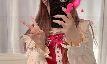 沉浸在eloise软软的秘书写真世界：丰富多彩的图包尽情享受.txt
